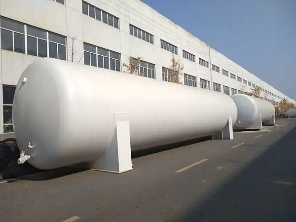 Vacuum degree of LNG storage tank
